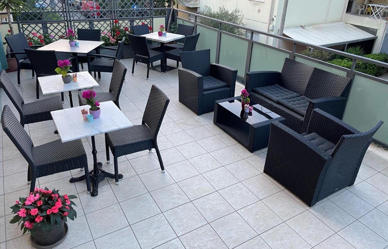 Hotel Liana Rimini Luaran gambar